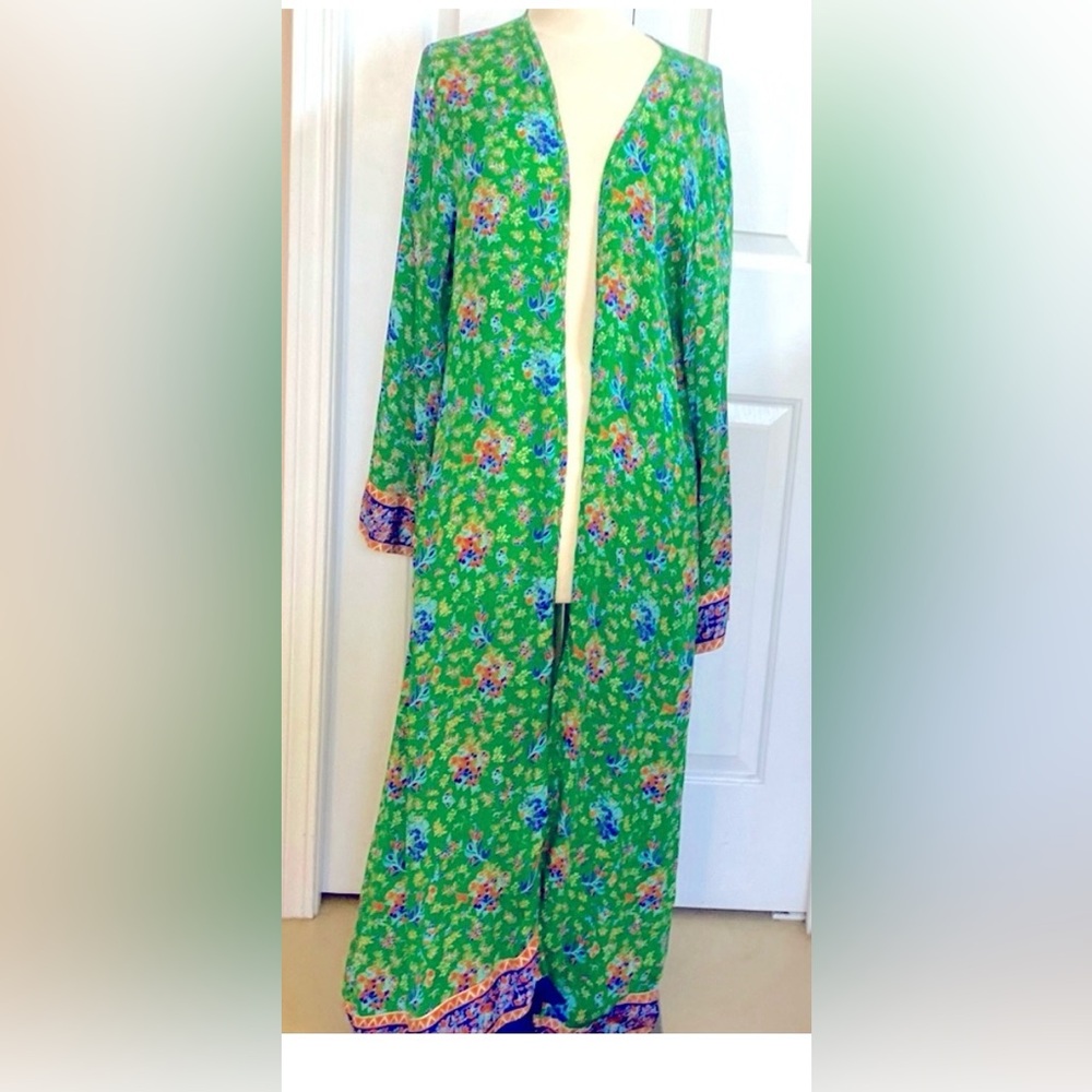 Naudic gorgeous NWT kimono M